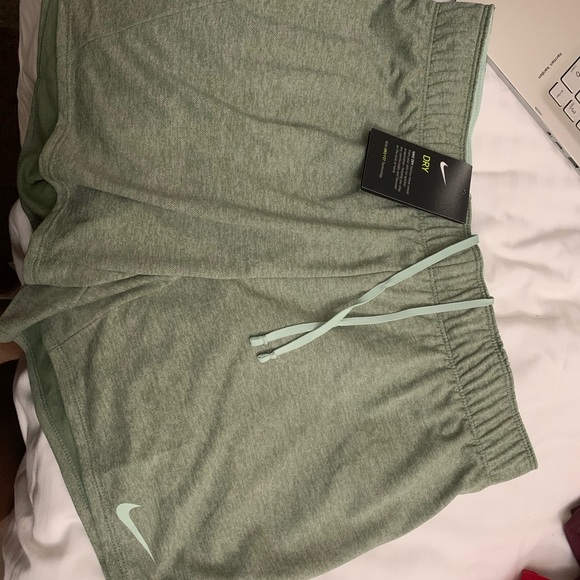 Hope scope mystery shorts bundle - Picture 7 of 7